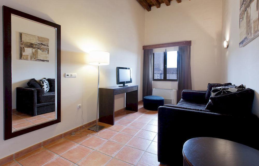 Hotel Convento Del Giraldo เกว็งกา ภายนอก รูปภาพ